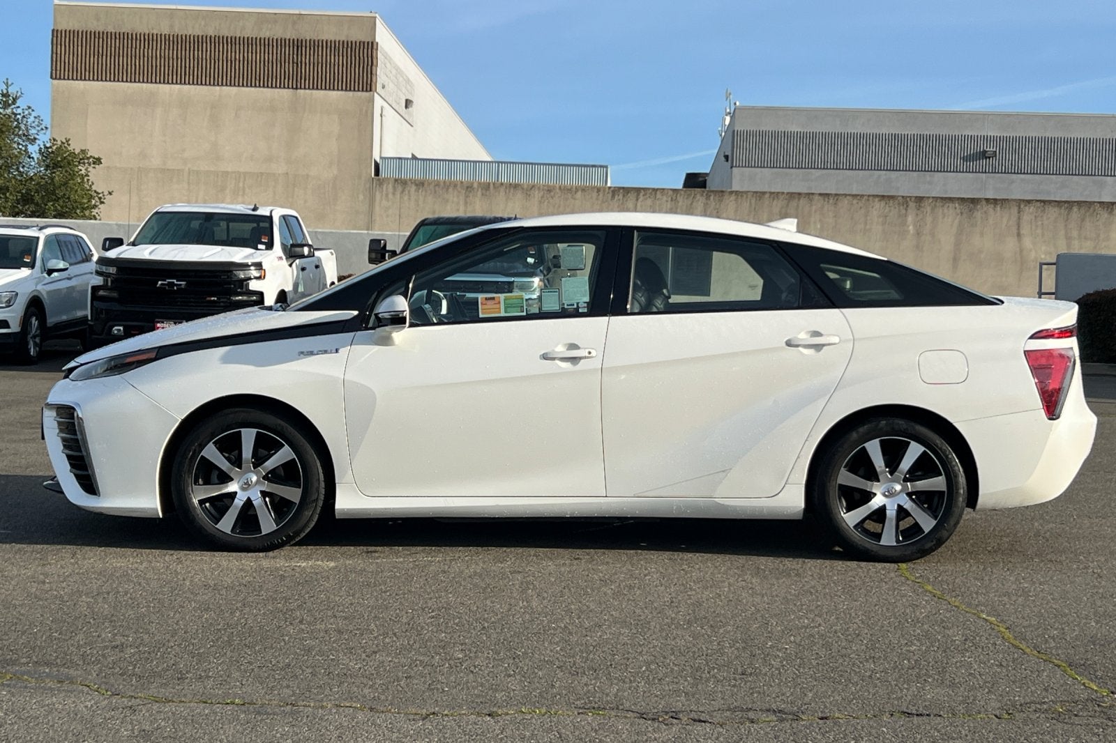 2017 Toyota Mirai Base