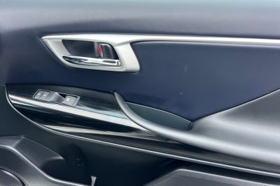 2018 Toyota Mirai Base