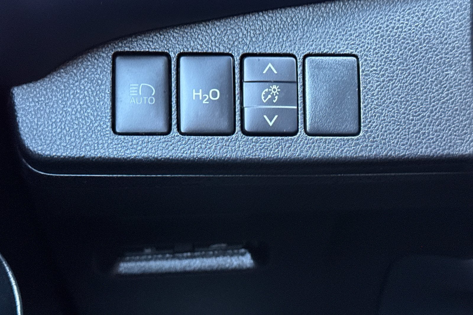 2018 Toyota Mirai Base