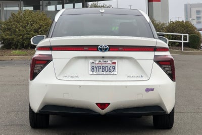 2018 Toyota Mirai Base