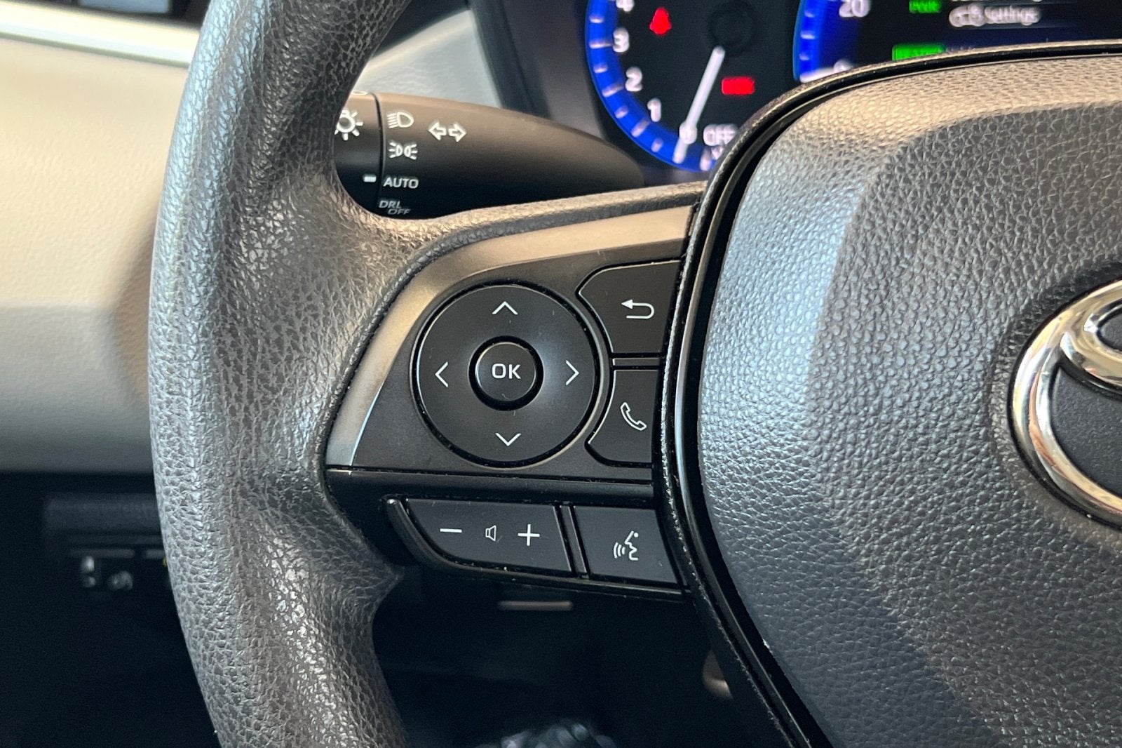 2022 Toyota Corolla Hybrid LE