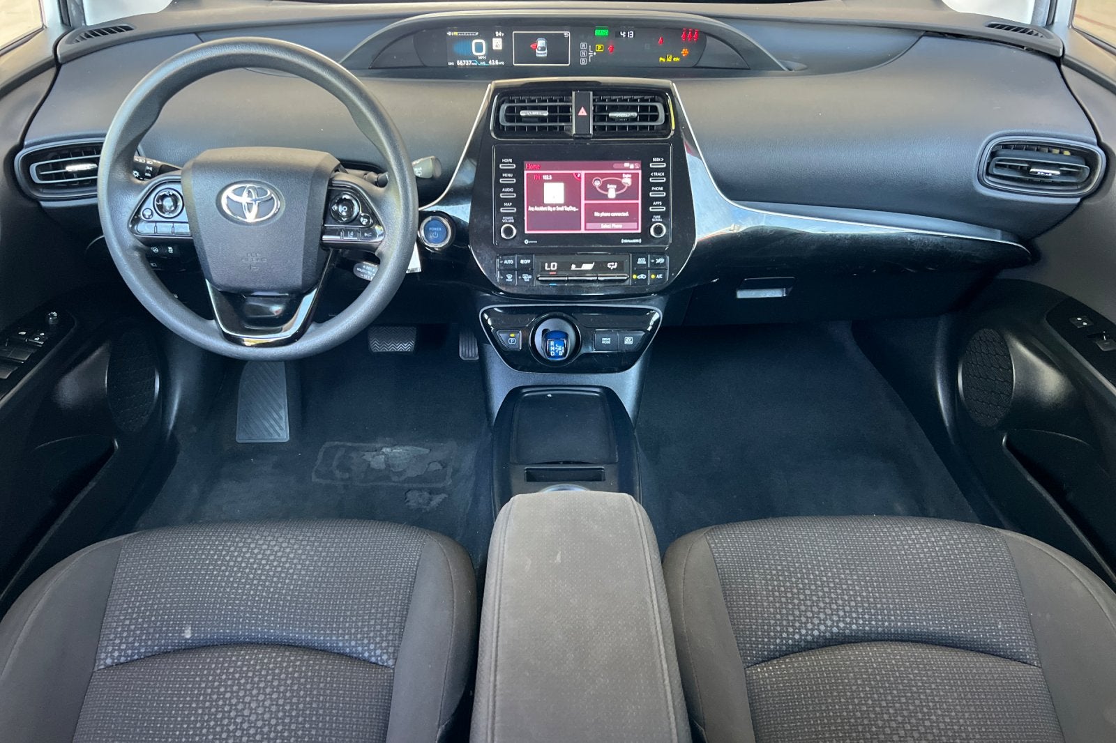 2021 Toyota Prius LE