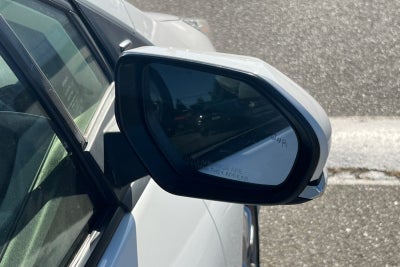 2022 Toyota Prius LE