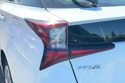 2022 Toyota Prius LE