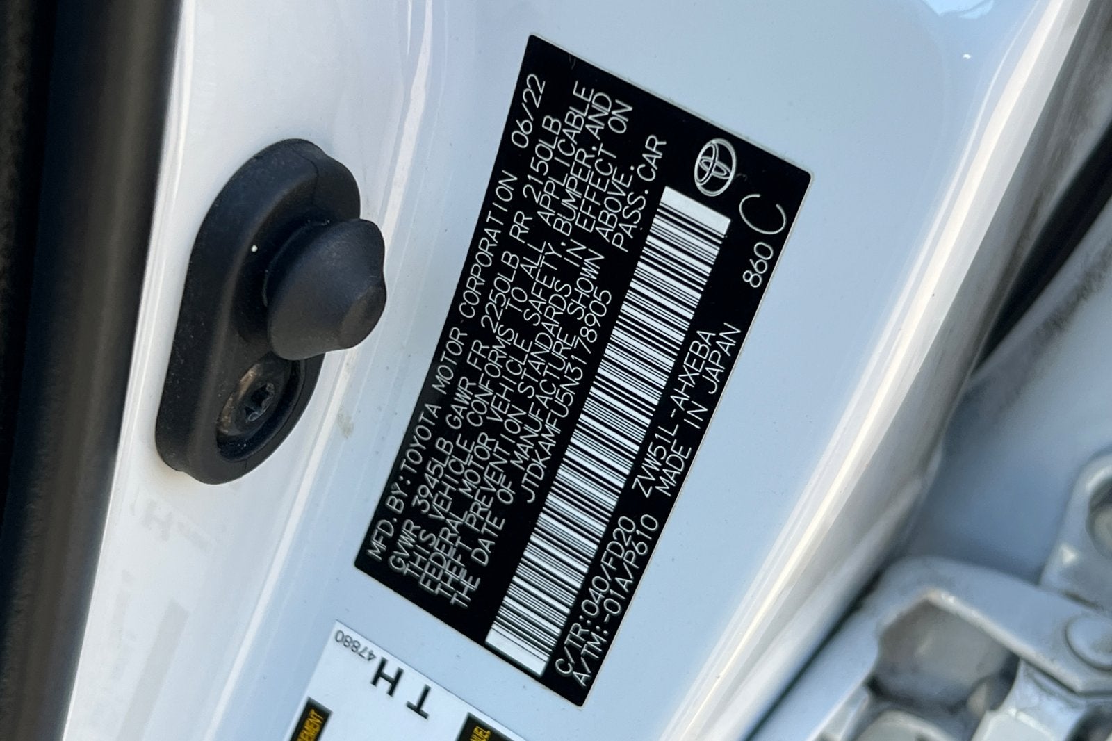 2022 Toyota Prius LE