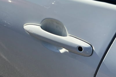 2022 Toyota Prius LE