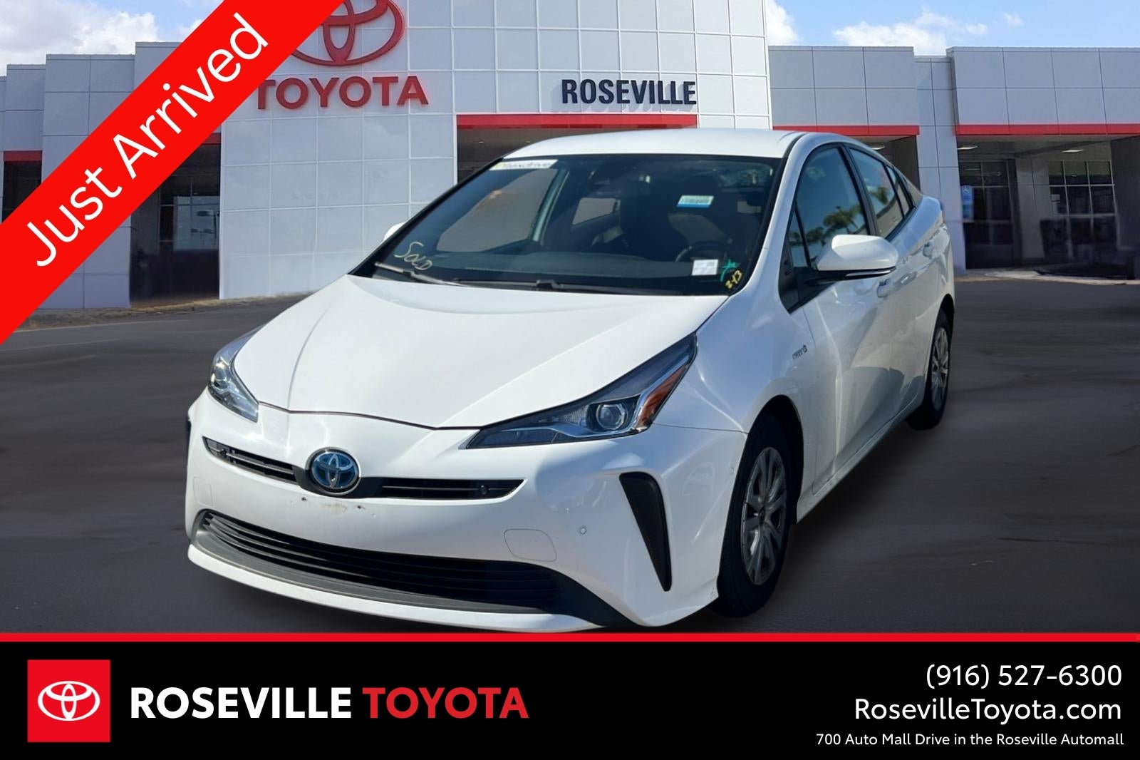 2022 Toyota Prius LE