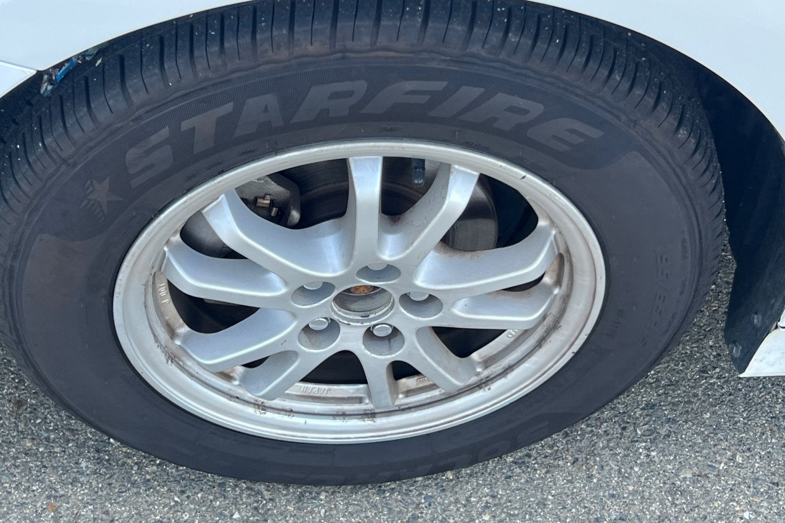 2022 Toyota Prius LE