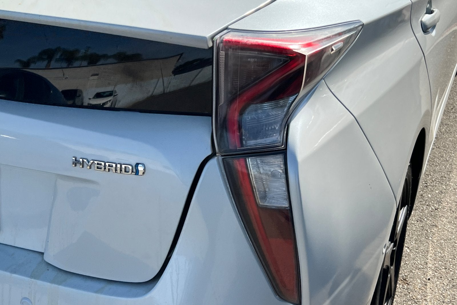2016 Toyota Prius Four Touring