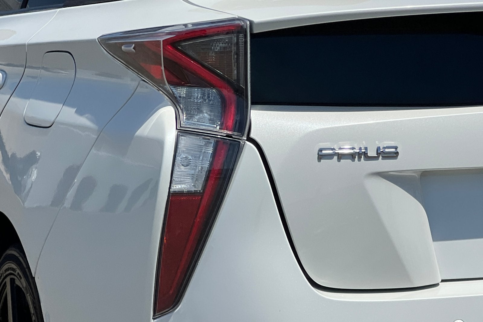 2016 Toyota Prius Four Touring
