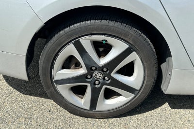 2016 Toyota Prius Three Touring