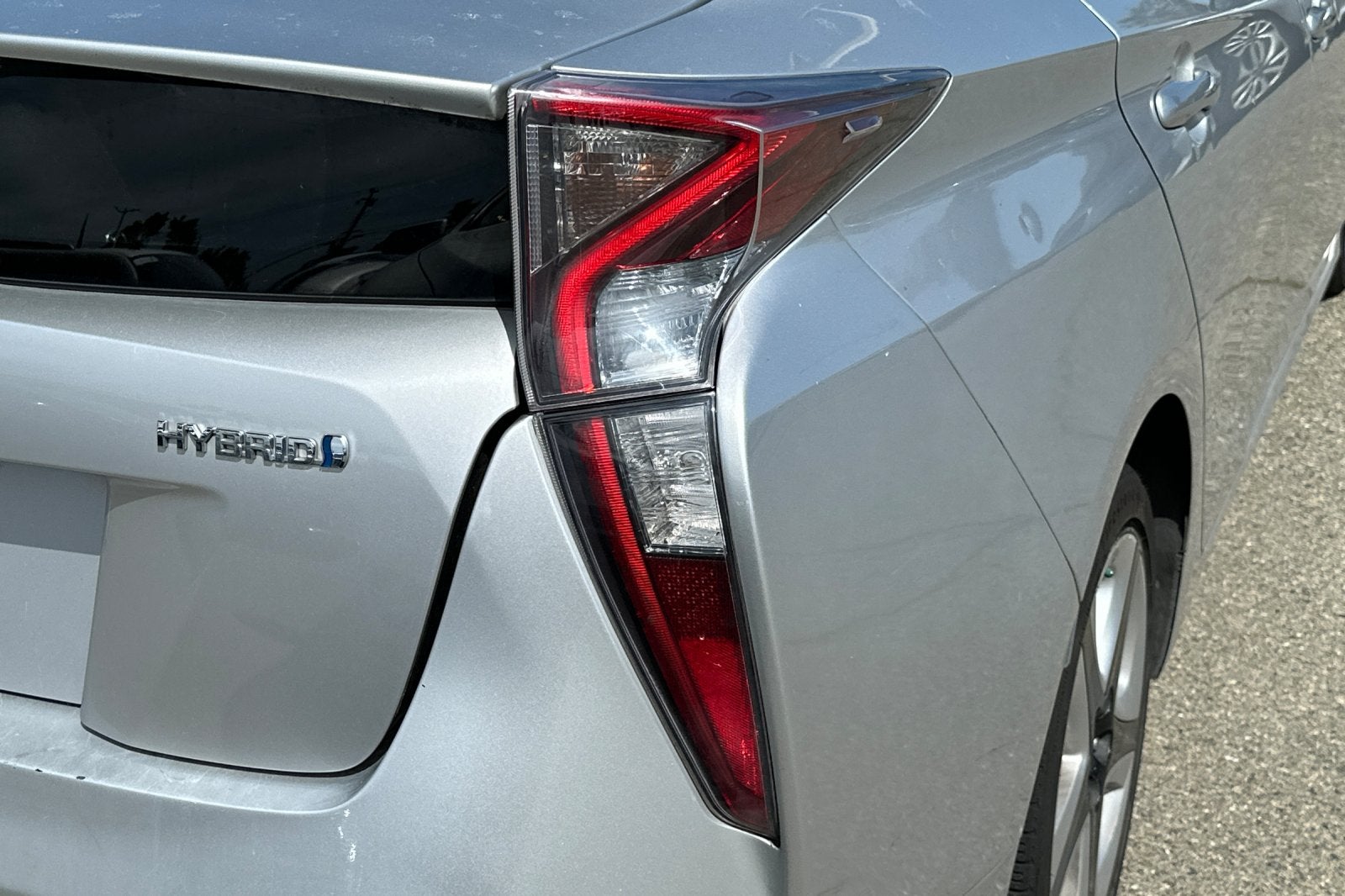 2016 Toyota Prius Three Touring