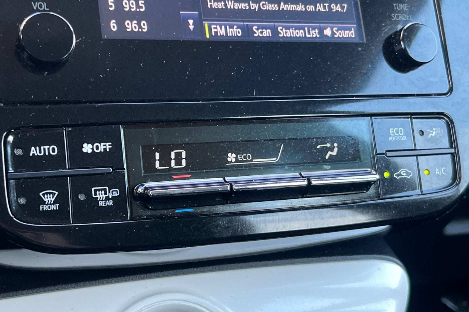 2017 Toyota Prius Four