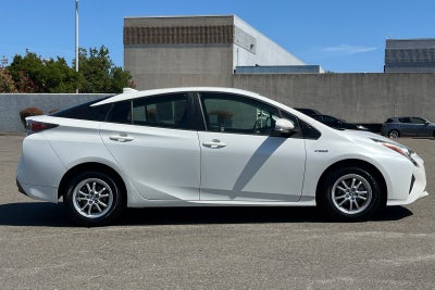 2017 Toyota Prius Two