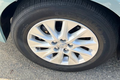2013 Toyota Prius Plug-In Base