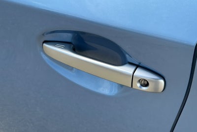 2015 Toyota Prius Plug-In Base