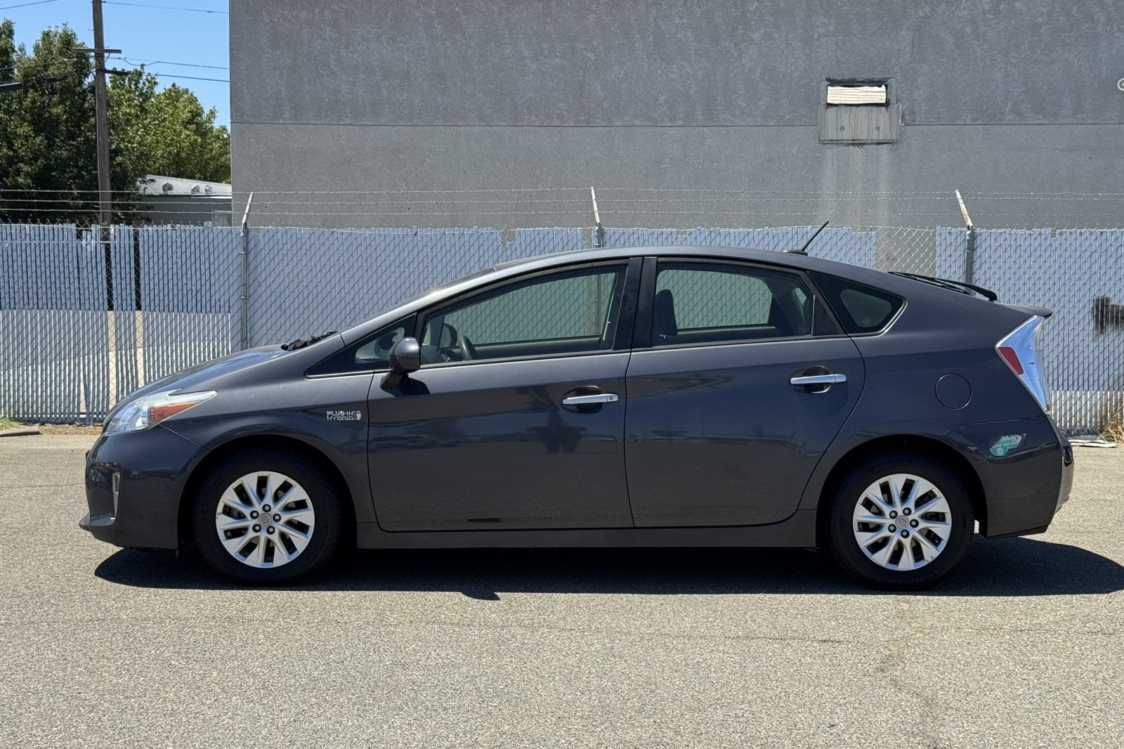 2015 Toyota Prius Plug-In Base