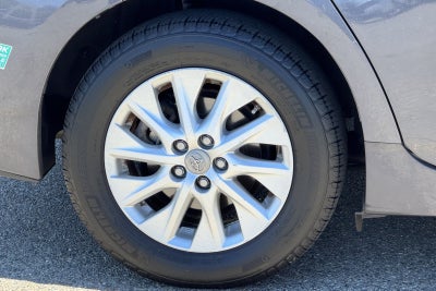 2015 Toyota Prius Plug-In Base