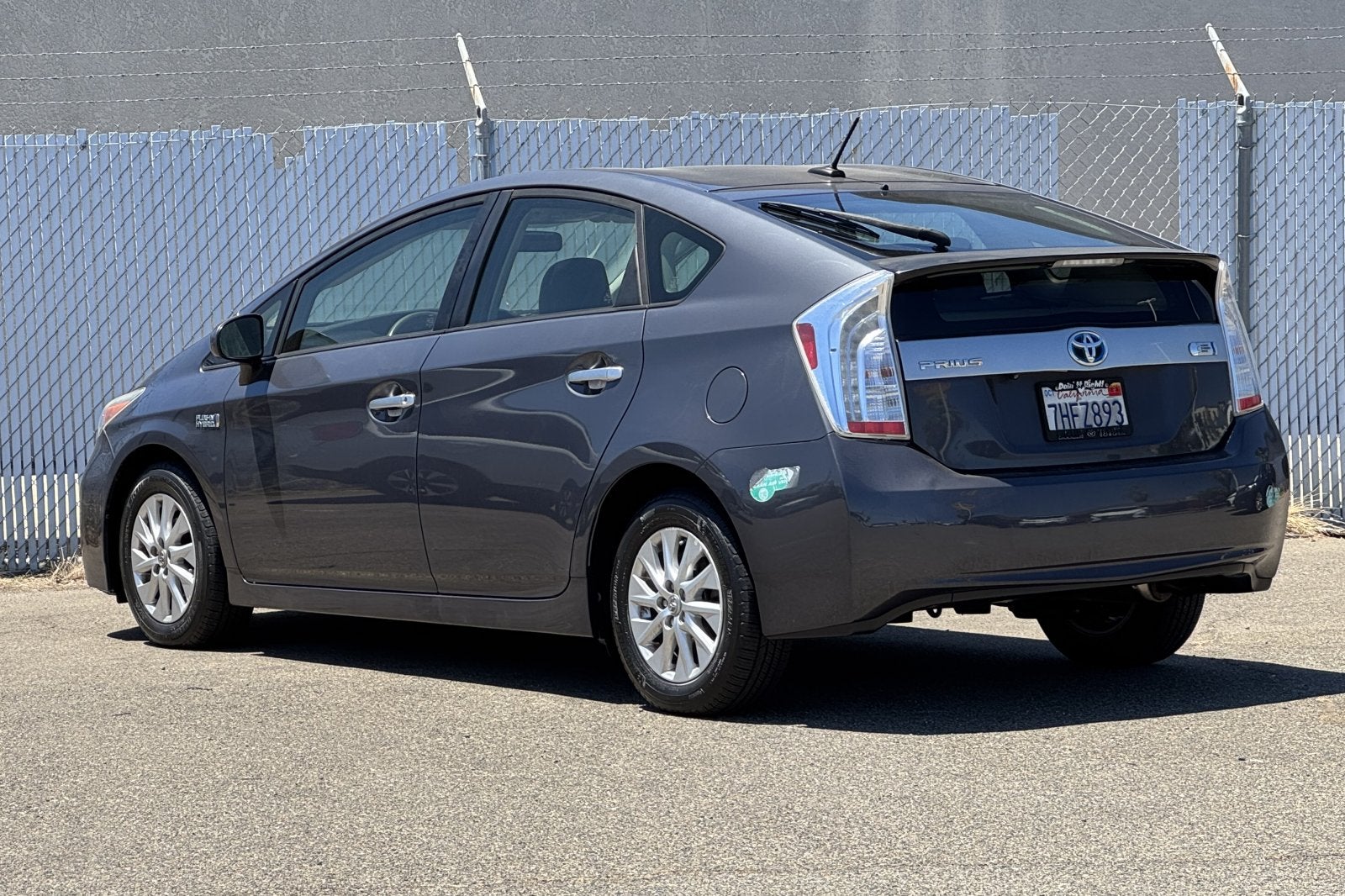 2015 Toyota Prius Plug-In Base