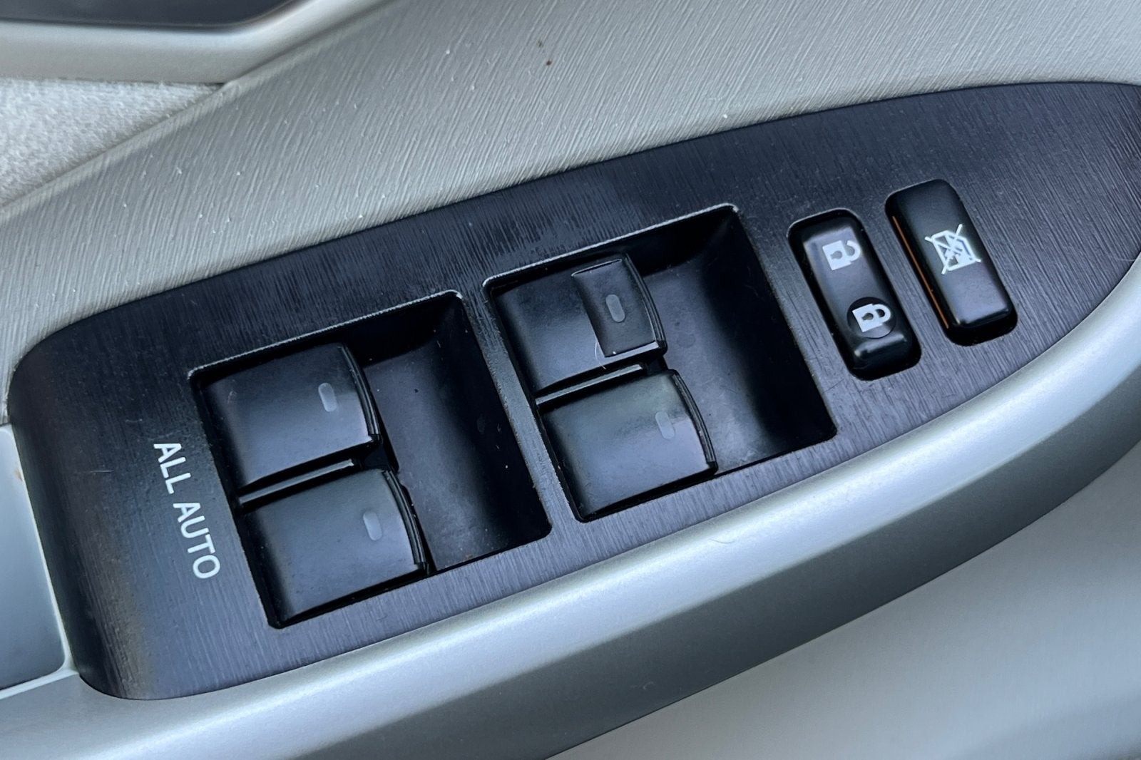 2013 Toyota Prius Three