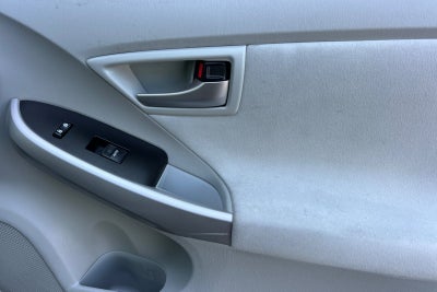 2013 Toyota Prius Three