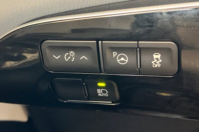 2021 Toyota Prius LE