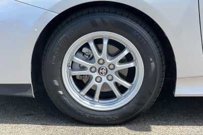 2021 Toyota Prius LE