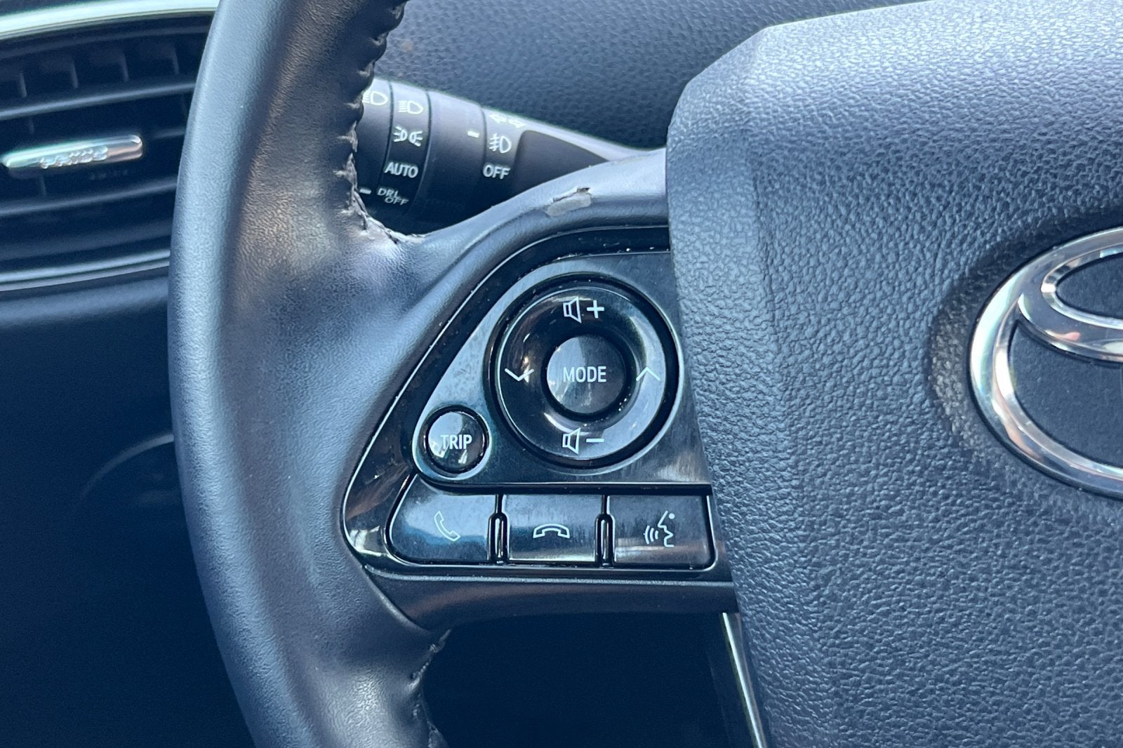 2021 Toyota Prius XLE