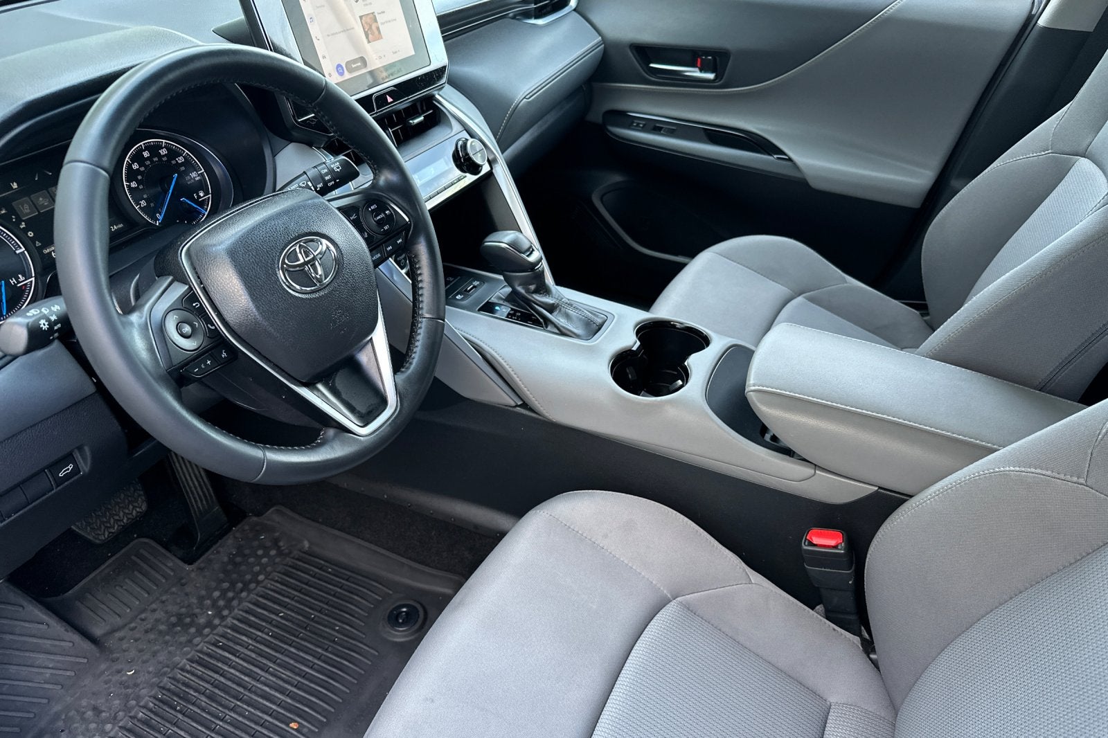 2023 Toyota Venza LE