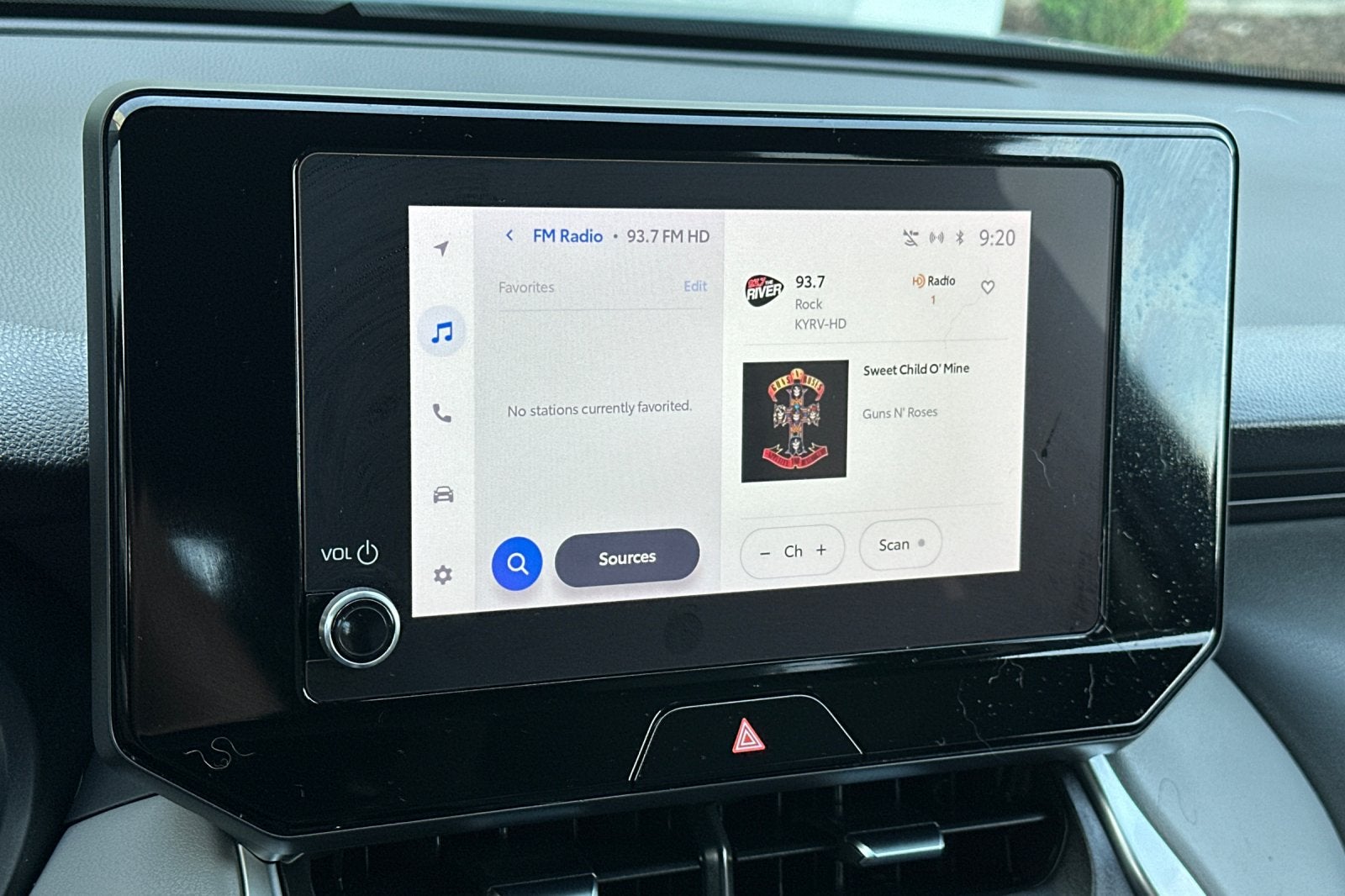 2023 Toyota Venza LE