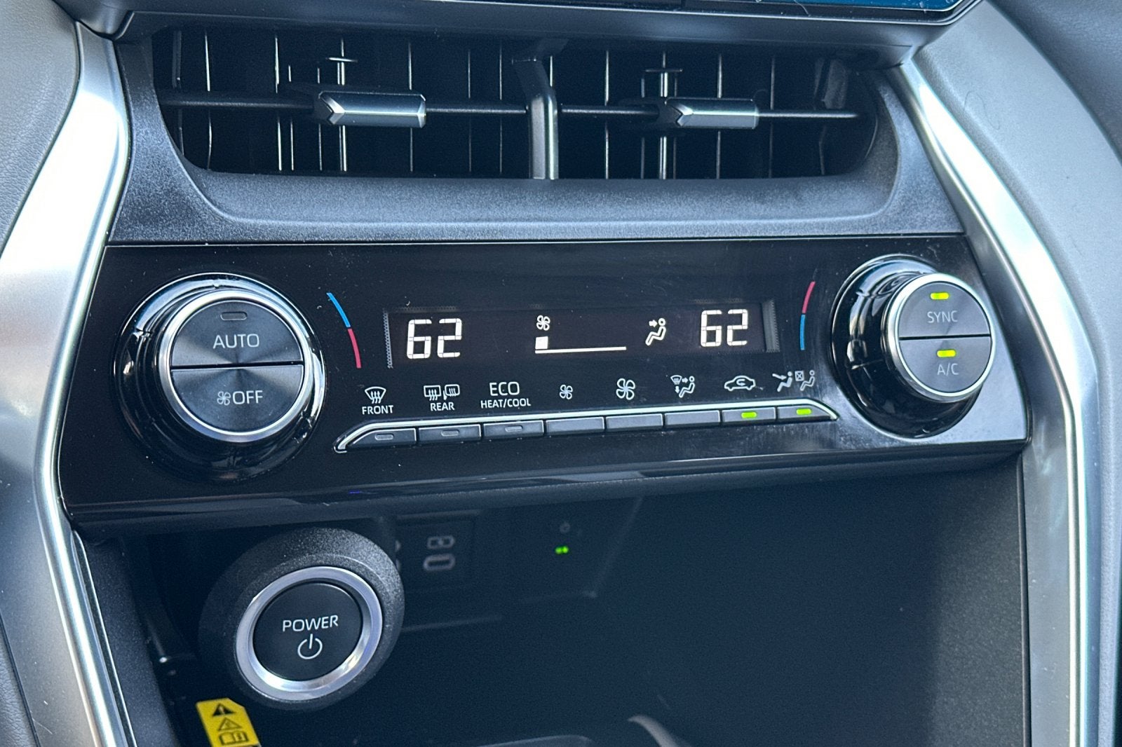 2023 Toyota Venza LE