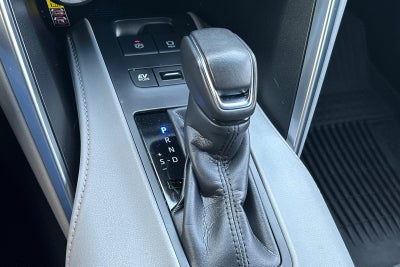 2023 Toyota Venza LE