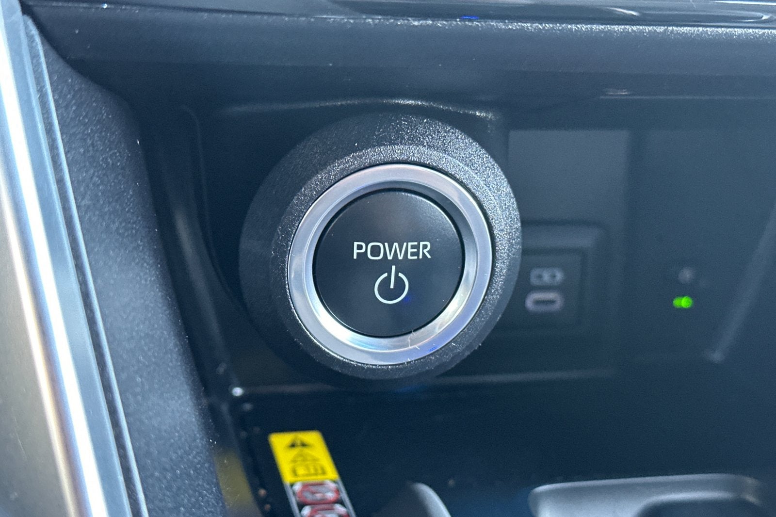 2023 Toyota Venza LE