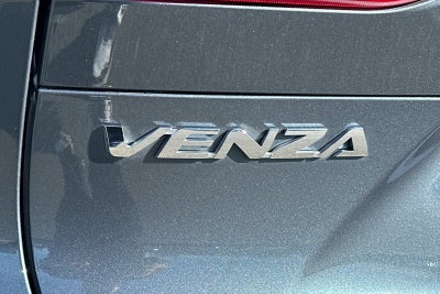 2023 Toyota Venza LE