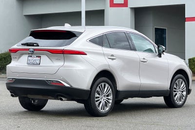 2023 Toyota Venza XLE