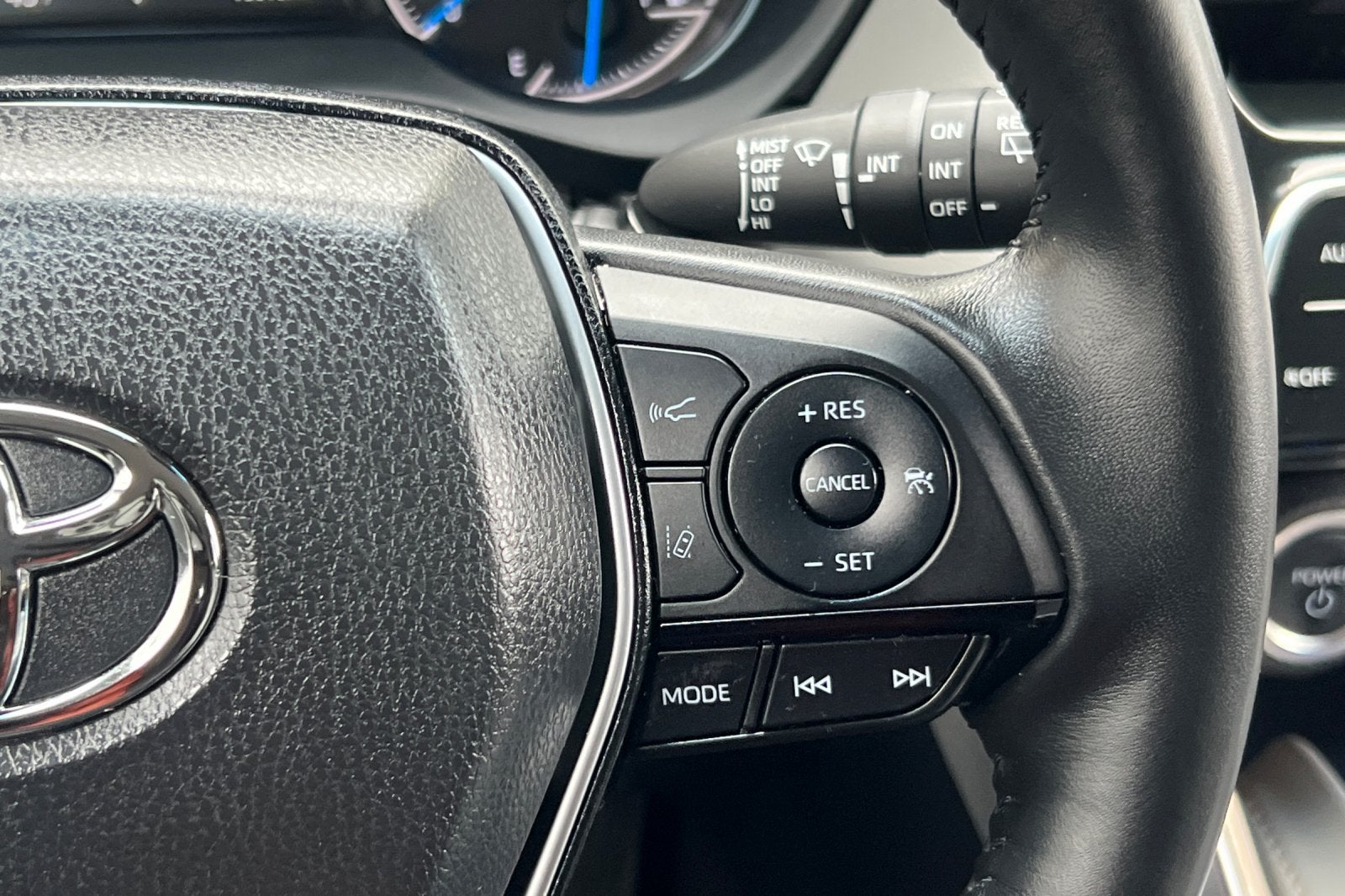 2023 Toyota Venza XLE