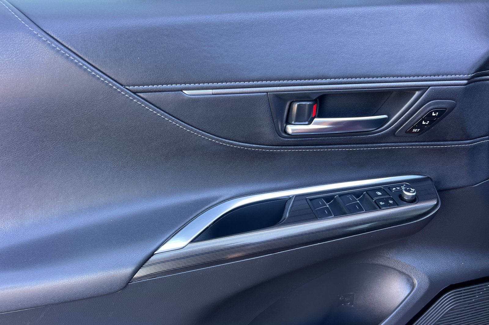 2022 Toyota Venza XLE