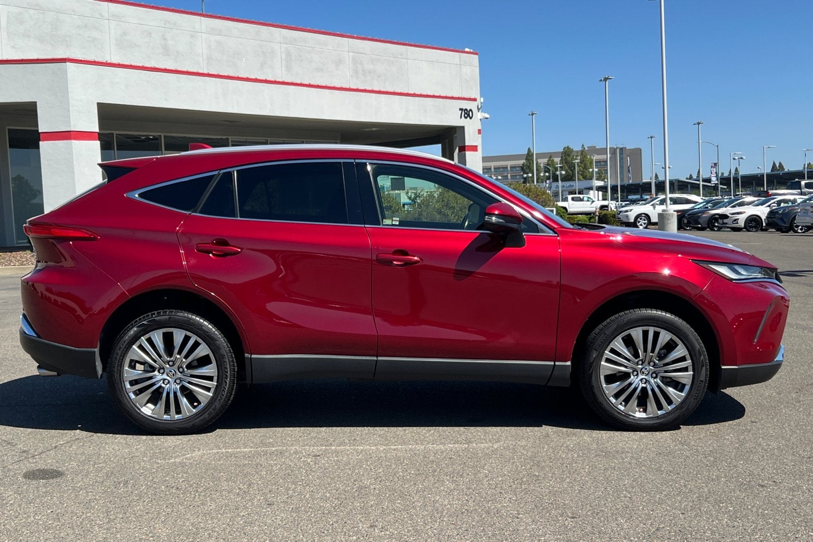 2022 Toyota Venza XLE