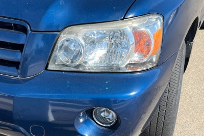2004 Toyota Highlander Base