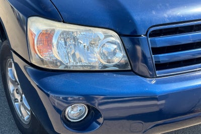 2004 Toyota Highlander Base