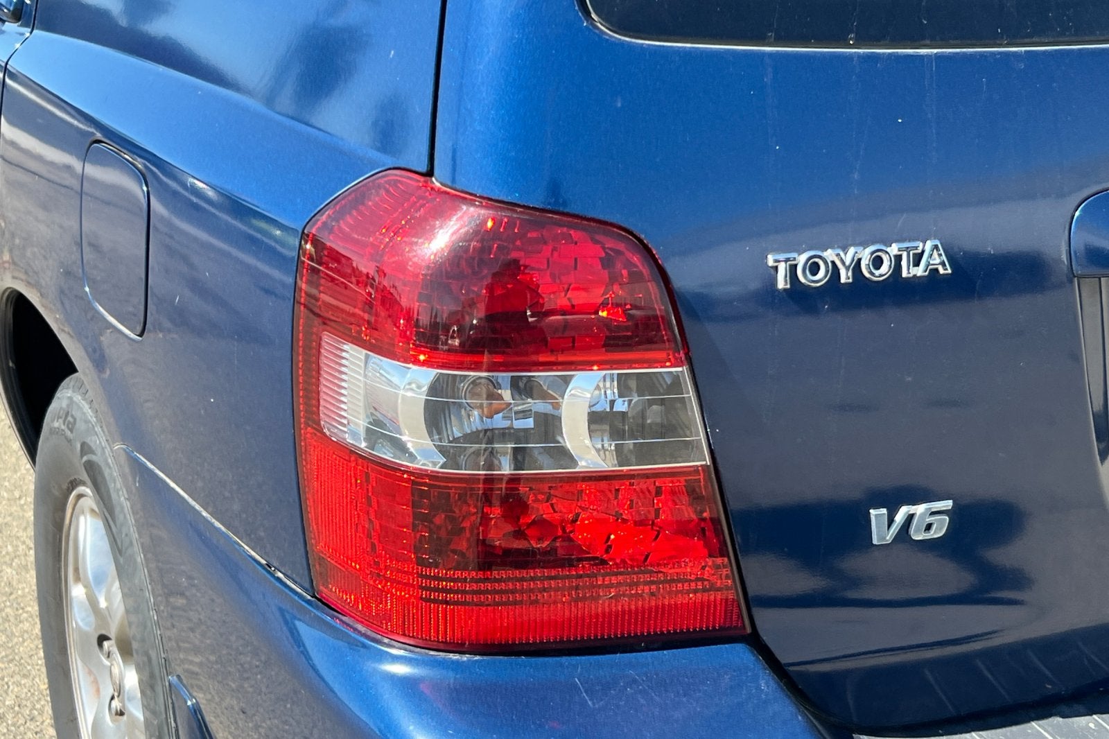 2004 Toyota Highlander Base