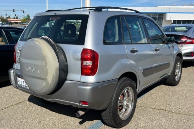 2005 Toyota RAV4 Base