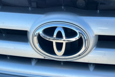 2005 Toyota Highlander Base