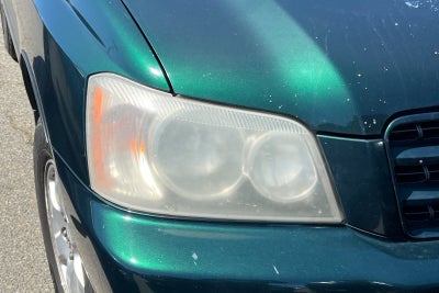 2001 Toyota Highlander Base