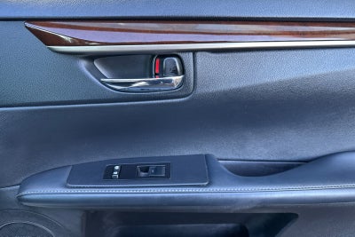 2013 Lexus ES 350 4dr Sdn