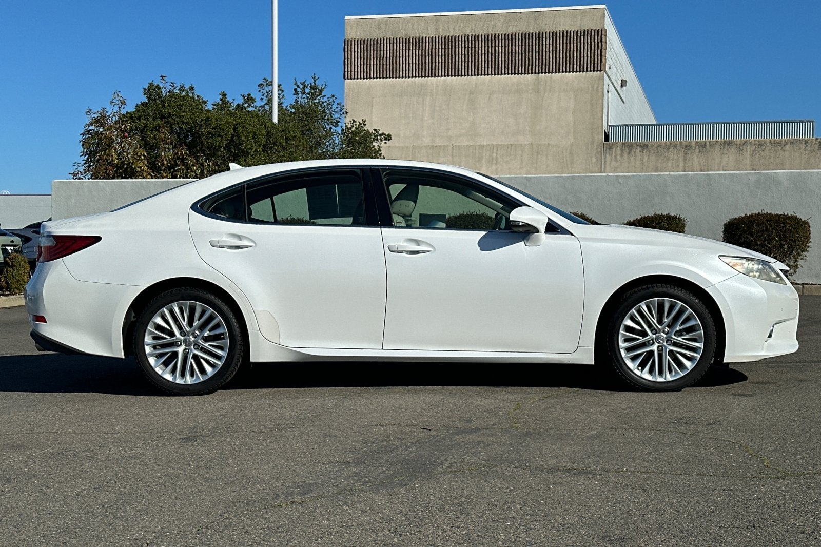 2013 Lexus ES 350 4dr Sdn