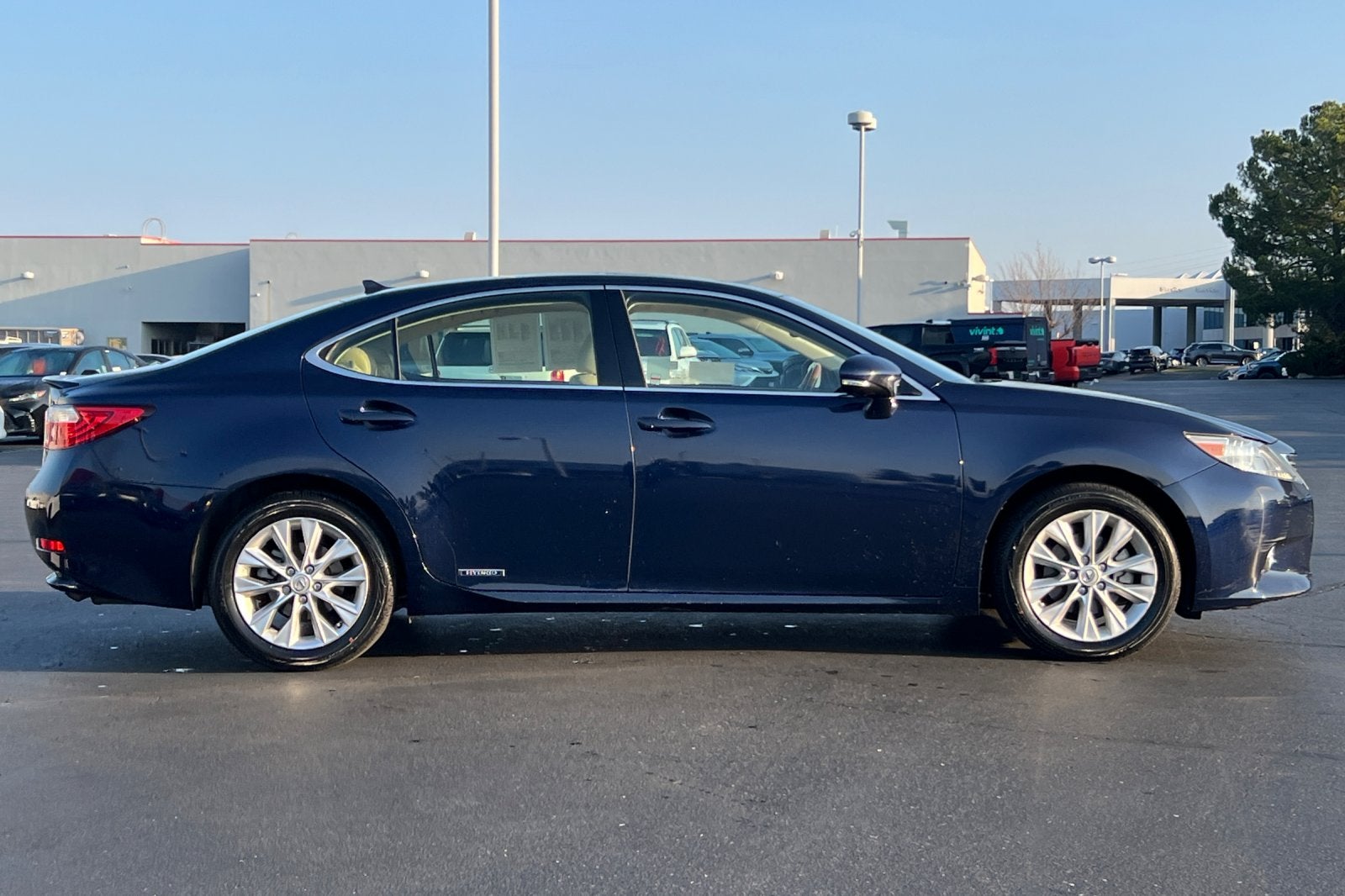 2014 Lexus ES 300h Hybrid