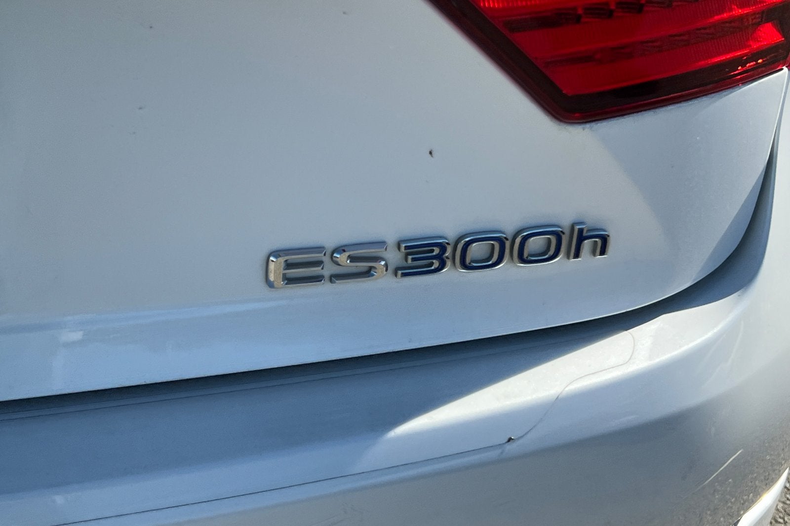 2015 Lexus ES 300h Hybrid