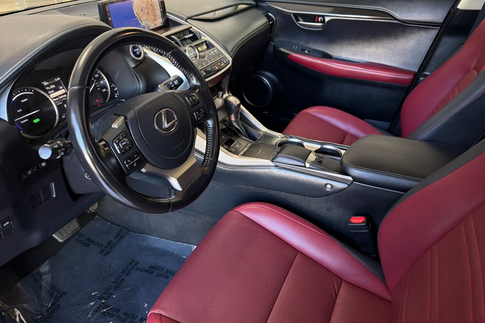2021 Lexus NX 300h 