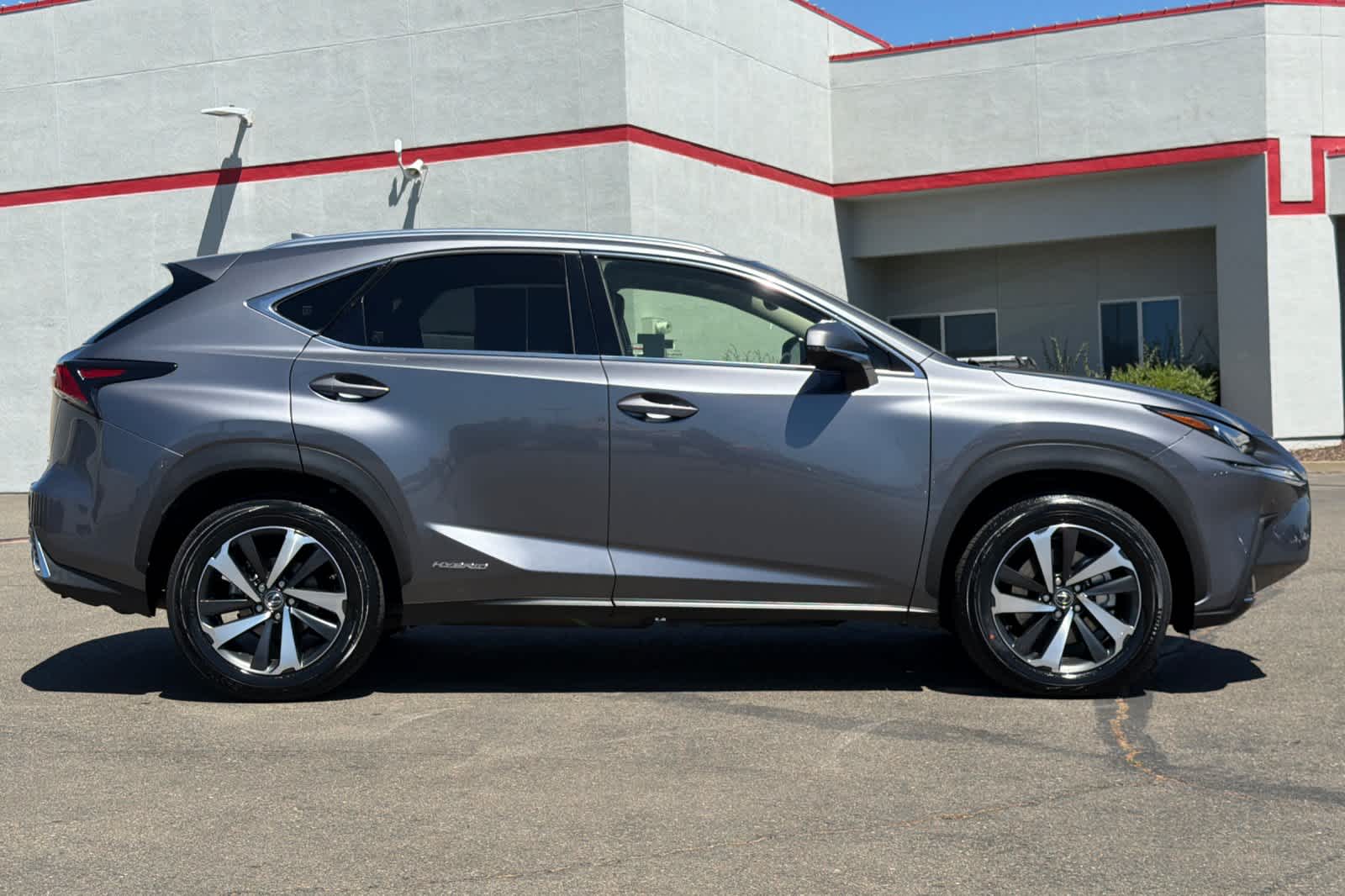 2021 Lexus NX 300h 